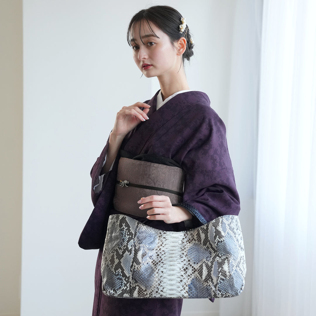 PYTHON×COBRA パイソン ウェーブトートバッグ】ブルー 本革 和装