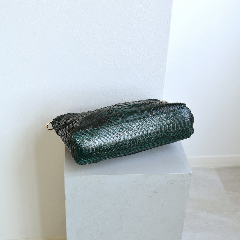 【PYTHON パイソン ウェーブトートバッグ】ミニ グリーン ショルダーつき 本革 蛇革 コブラ革 和装 カジュアル エキゾチックレザー　お洋服はもちろん 着物にも（2690608200）