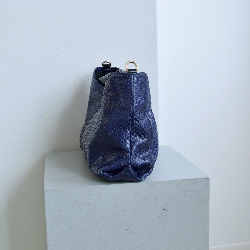 【PYTHON パイソン ウェーブトートバッグ】ミニ パープル ショルダーつき 本革 蛇革 コブラ革 和装 カジュアル エキゾチックレザー　お洋服はもちろん 着物にも（2690608300）