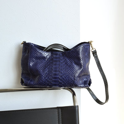 【PYTHON パイソン ウェーブトートバッグ】ミニ パープル ショルダーつき 本革 蛇革 コブラ革 和装 カジュアル エキゾチックレザー　お洋服はもちろん 着物にも（2690608300）