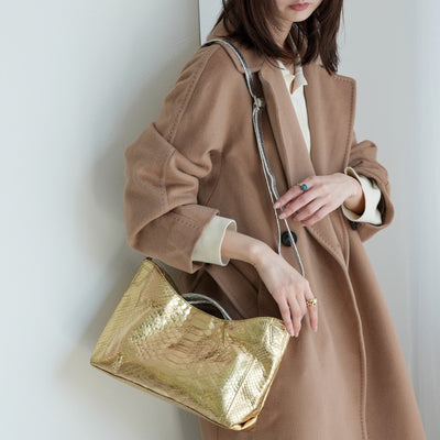 【PYTHON パイソン ウェーブトートバッグ】ミニ ゴールド×シルバー ショルダーつき 本革 蛇革 コブラ革 和装 カジュアル エキゾチックレザー　お洋服はもちろん 着物にも（2690608500）