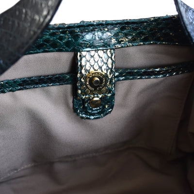 【PYTHON パイソン ウェーブトートバッグ】ミニ グリーン×ゴールド ショルダーつき 本革 蛇革 コブラ革 メタリック加工 和装 カジュアル エキゾチックレザー　お洋服はもちろん 着物にも（2690608700）