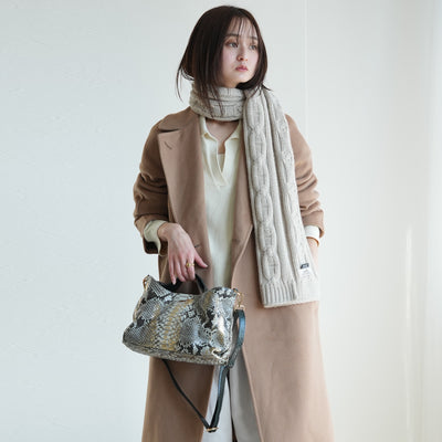 【PYTHON パイソン ウェーブトートバッグ】ミニ ナチュラル×ゴールド ショルダーつき 本革 蛇革 コブラ革 メタリック加工 和装 カジュアル エキゾチックレザー　お洋服はもちろん 着物にも（2690608800）