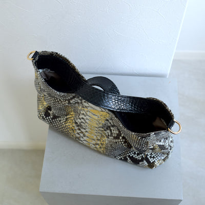 【PYTHON パイソン ウェーブトートバッグ】ミニ ナチュラル×ゴールド ショルダーつき 本革 蛇革 コブラ革 メタリック加工 和装 カジュアル エキゾチックレザー　お洋服はもちろん 着物にも（2690608800）