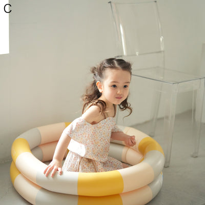 【キッズ水着 オフショルダー ティアードフリル】ワンピース水着 スイムウェア 女の子 肩紐でサイズ調節可能 （2755600801）