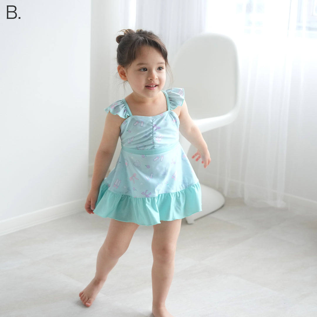 ﻿水着　レディース　夏　ワンピースタイプ　ホワイト　リボン飾り　フリル　cバック シードレス SEA DRESS バックリボンVネックリブワンピース/水着