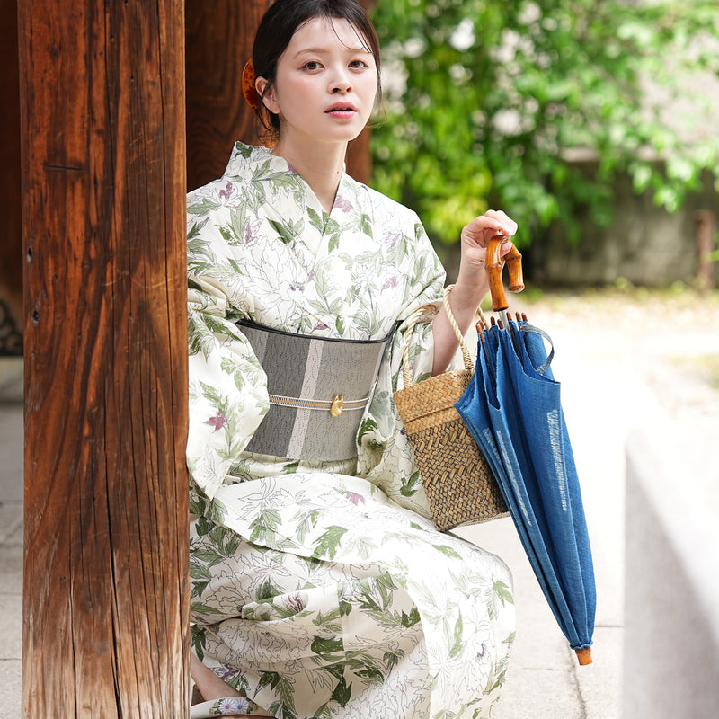 浴衣単品 若草色に白の芍薬？牡丹柄フリーサイズ 単品浴衣 高級変わり織 オフホワイトに広がるグリーンの芍薬