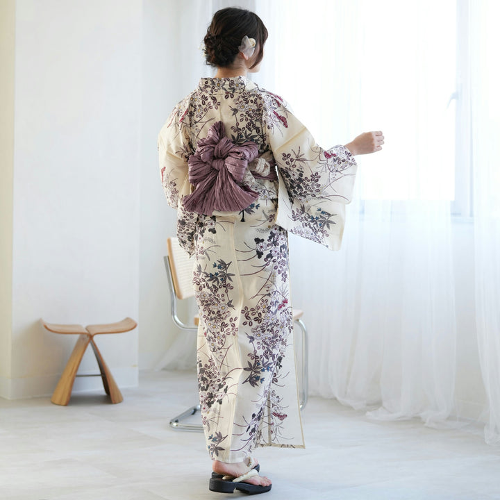 utatane オリジナルデザイン ベージュ　花柄浴衣・帯・下駄セット utatane オリジナルデザイン ベージュ 花柄浴衣・帯・下駄セット