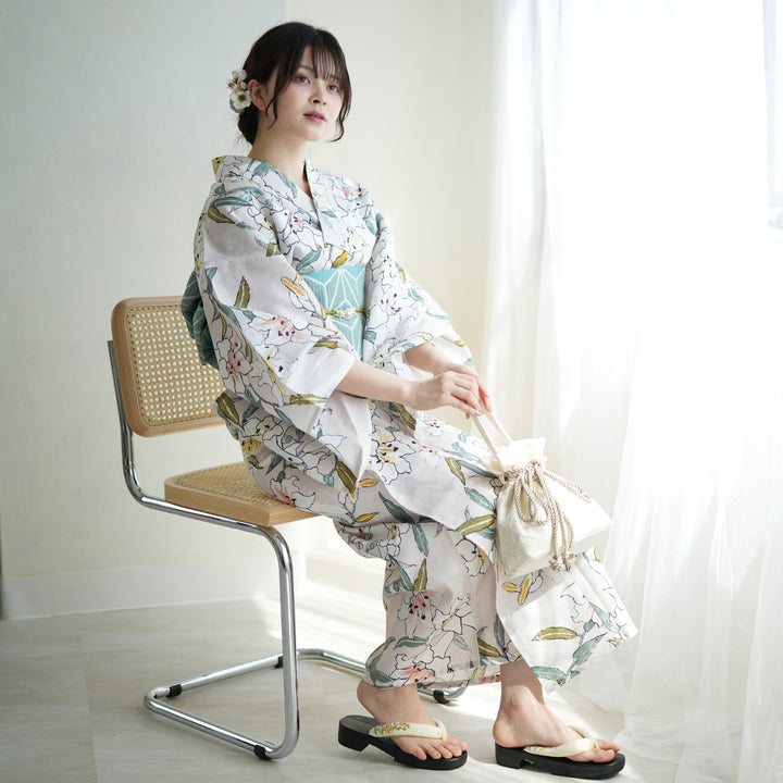 【お値下げしました！】美品、試着のみ✨️utatane 浴衣、帯、下駄3点セット utatane 浴衣 選べる浴衣3点セット utataneオリジナルデザイン
