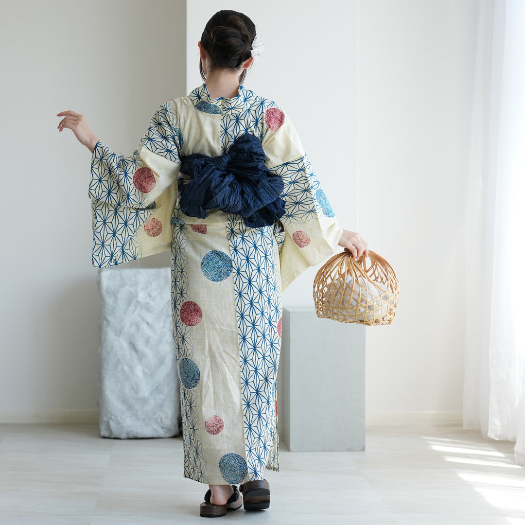 utatane 浴衣2点セット 綿麻 紺色の麻の葉と鞠 浴衣3点セット（浴衣/帯/下駄） 綿麻 ゆかた フリーサイズ（身長155