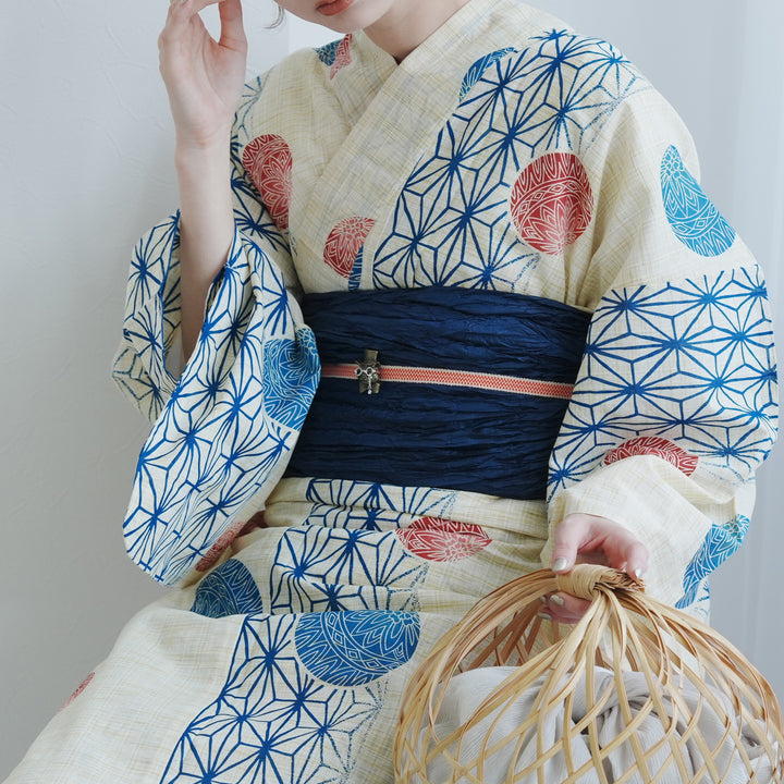 【即購入可♡】綿麻浴衣（柄：紺色の麻の葉と鞠）＋下駄＋着付け小物のお得セット！ 即購入可♡】綿麻浴衣（柄：紺色の麻の葉と鞠）＋下駄＋