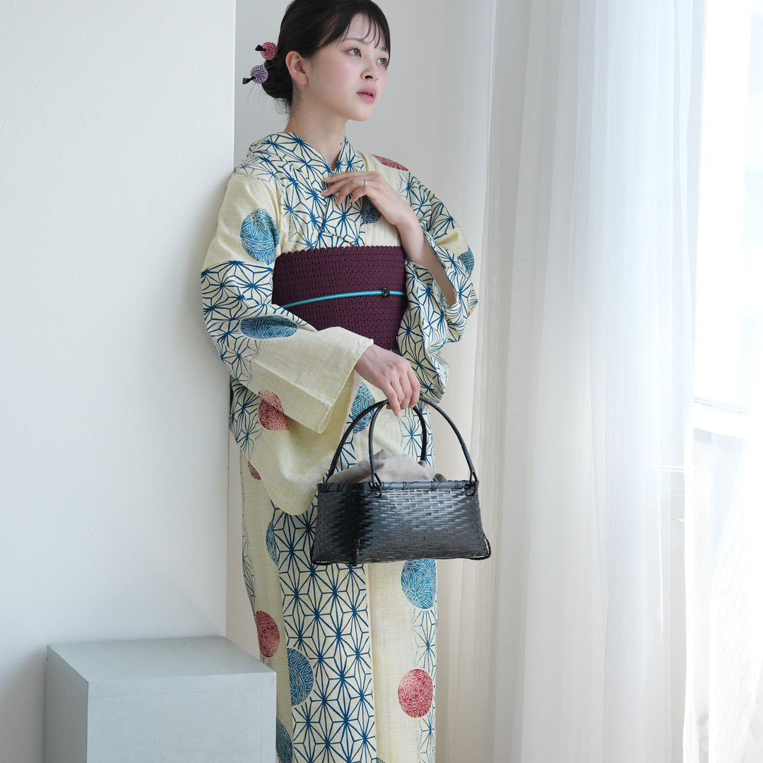 綿麻 浴衣3点セット（浴衣・帯・下駄）先染めベージュ 紺色の麻の葉と