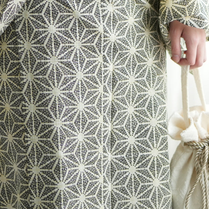 utatane 浴衣3点セット 綿麻 モノクロ点描麻の葉 浴衣3点セット（浴衣/帯/下駄） 綿麻 ゆかた フリーサイズ（身長155