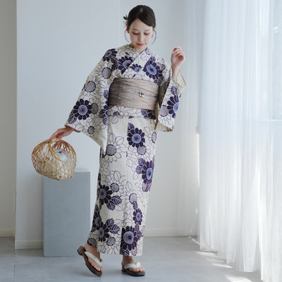 【utatane×注染工房 浴衣3点セット（ゆかた・帯・下駄） 先染めベージュに紫ひまわり】フリーサイズ 日本製小幅生地使用 特選シリーズ 注染 本染め 手縫い併用国内縫製 奈良の職人さんの手染め（5010202912）