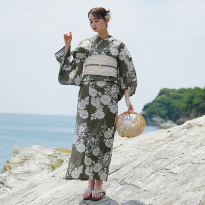 浴衣3点セット（浴衣/帯/下駄） utatane ゆかた フリーサイズ（身長155-165cm）モダン抹茶に小菊（5010209711）