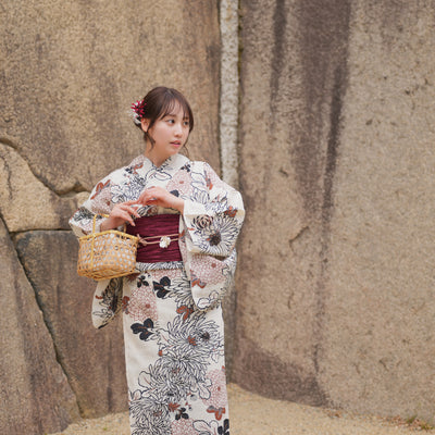 浴衣3点セット（浴衣/帯/下駄） utatane フリーサイズ（身長155-165cm）ブラウンの菊づくし（5010219711）