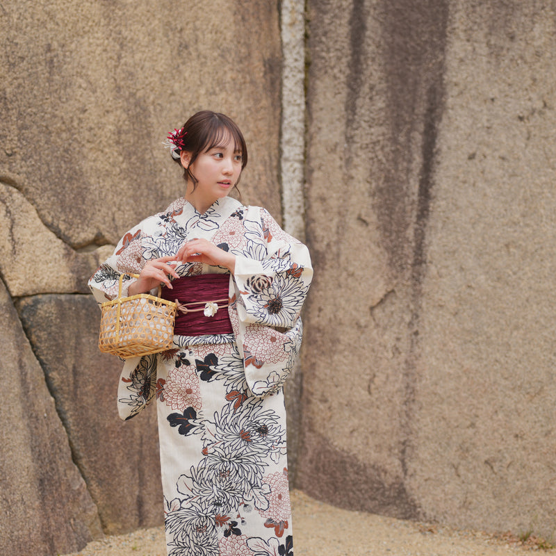 浴衣3点セット（浴衣/帯/下駄） utatane フリーサイズ（身長155-165cm）ブラウンの菊づくし（5010219711）