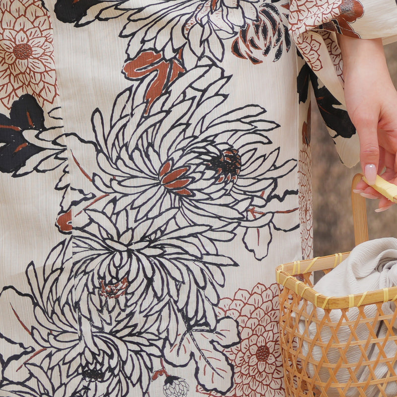 浴衣3点セット（浴衣/帯/下駄） utatane フリーサイズ（身長155-165cm）ブラウンの菊づくし（5010219711）