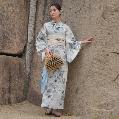 浴衣3点セット（浴衣/帯/下駄） utatane フリーサイズ（身長155-165cm）グレイッシュブルーの菊づくし（5010220011）