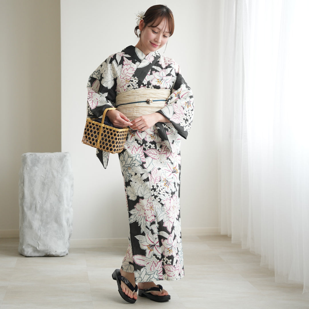 utataneネイビー花柄 浴衣・帯下駄セット未開封新品フリーサイズ utataneネイビー花柄 浴衣・帯下駄セット未開封新品フリーサイズ