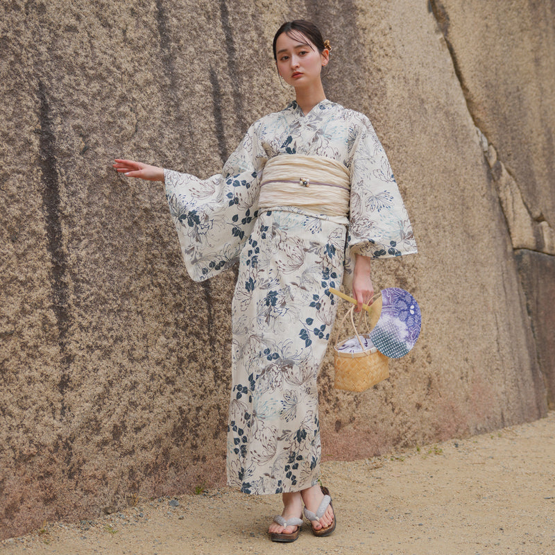 浴衣3点セット（浴衣/帯/下駄） utatane フリーサイズ（身長155-165cm）先染めベージュ風にみずみずしい糸菊（5010220811）