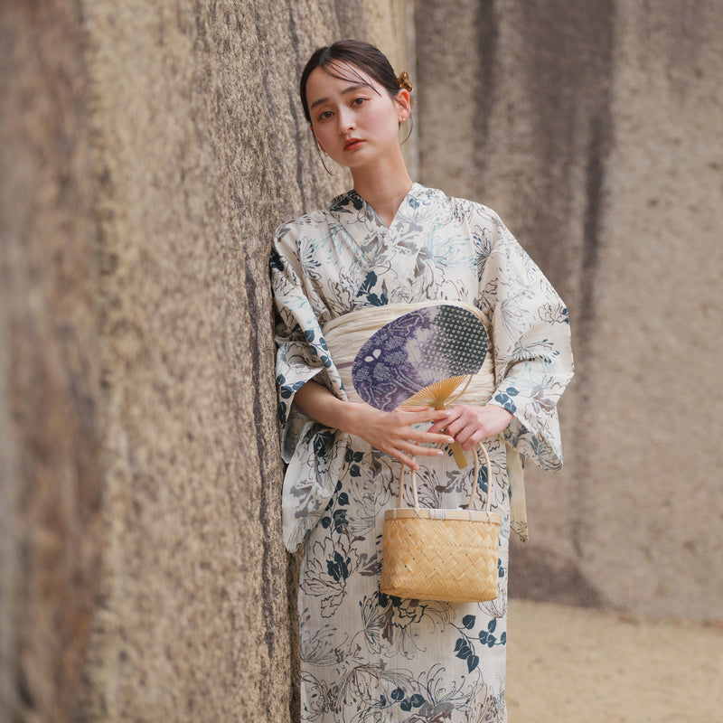 浴衣3点セット（浴衣/帯/下駄） utatane TL トールサイズ（身長165-175cm）ベージュにみずみずしい糸菊（5012220811）