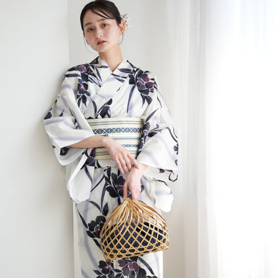 【 utatane 高級変わり織 浴衣3点セット ( ゆかた・帯・下駄 ) レトロホワイトに流れる美人花 】 Lサイズ トールサイズ（身長165-175cm） 国産生地 国内染色 （5012230511）