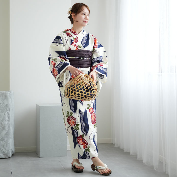 お任せ下駄+帯締つき◆日本生地◆えんじの大正浪漫矢絣と菊浴衣◆ utatane｜【utatane 高級変わり織 浴衣3点セット クリームに大正