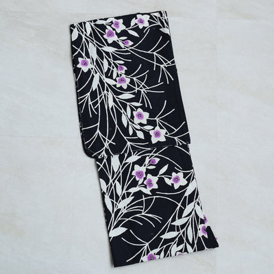 【utatane×注染工房 浴衣3点セット（ゆかた・帯・下駄） 黒地に紫の桔梗】 日本製小幅生地使用 フリーサイズ 特選シリーズ 注染 本染め  日本製 手縫い併用国内縫製 奈良の職人さんの手染め（5010231912）