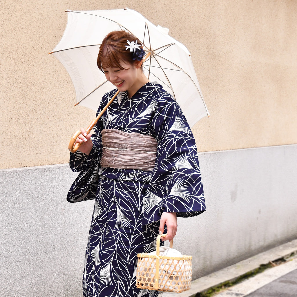utatane 浴衣 月下美人の鉄紺染分け - メルカリ - 着物・浴衣