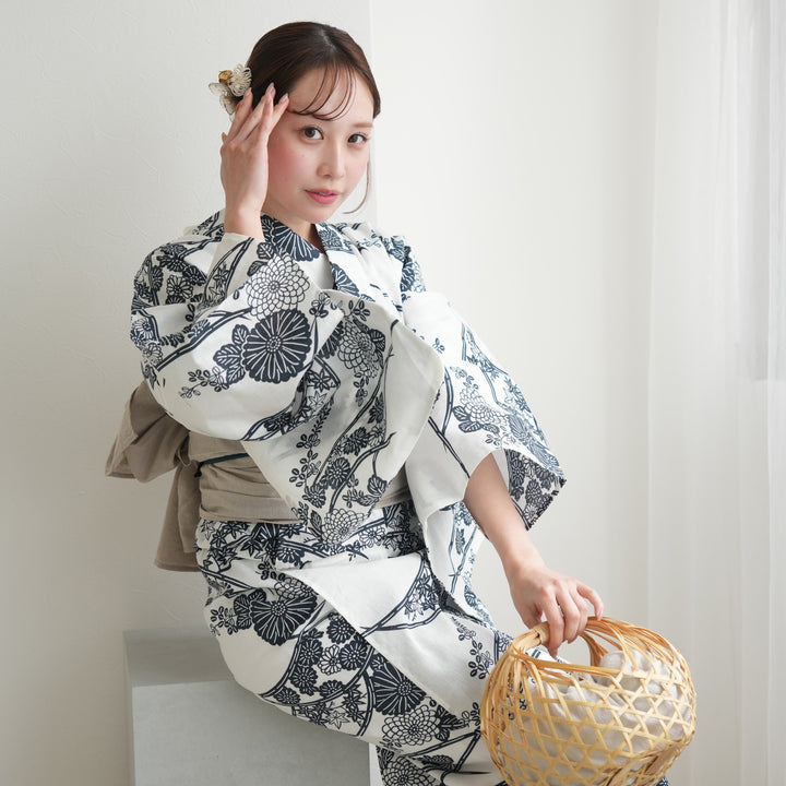 utatane 高級変わり織 浴衣3点セット（ゆかた・帯・下駄）白地に