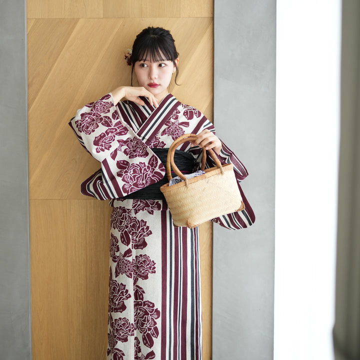 ニコアンティーク 高級変わり織 浴衣3点セット 大正浪漫えんじ縞と牡丹の染分け ニコアンティーク 高級変わり織 浴衣3点セット ( ゆかた・帯