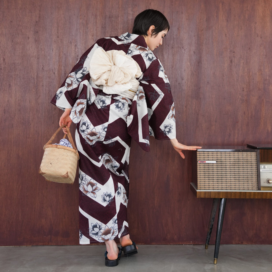 Utatane×ニコアンティーク 新品 三点セット(帯・下駄) 　 個性派 楽天市場】浴衣3点セット（浴衣/帯/下駄） utatane フリーサイズ