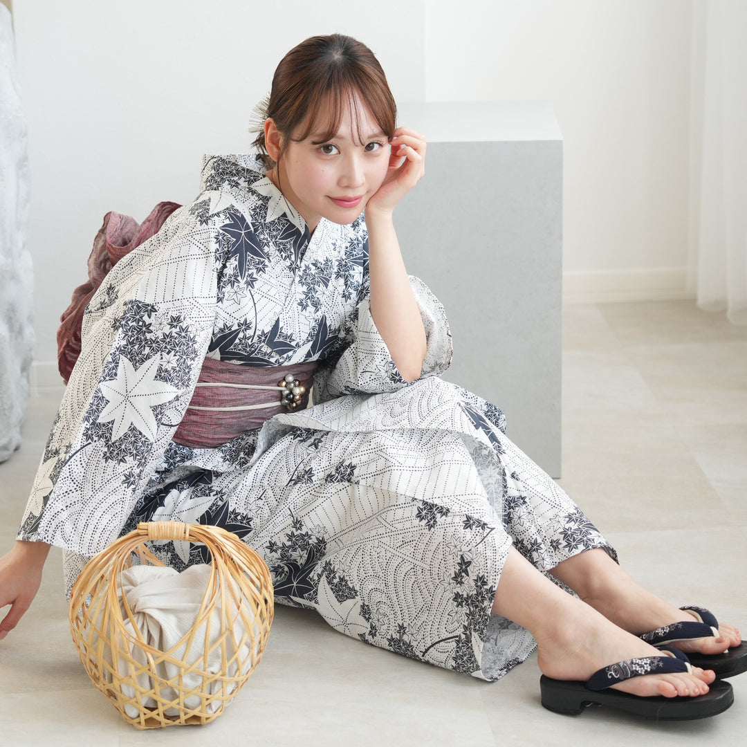 お任せ白帯+お任せ下駄+お任せ帯締め◆高級変わり織◆古典大人の鬼灯浴衣 utatane 高級変わり織 浴衣3点セット ( ゆかた・帯・下駄 ) 白地