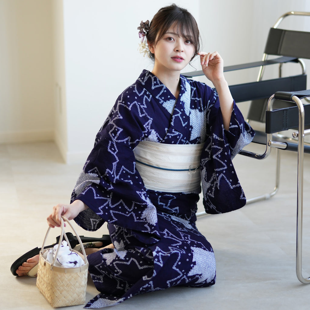 utatane 有松絞り 浴衣3点セット ( ゆかた・帯・下駄 ) 藍色にアイビー