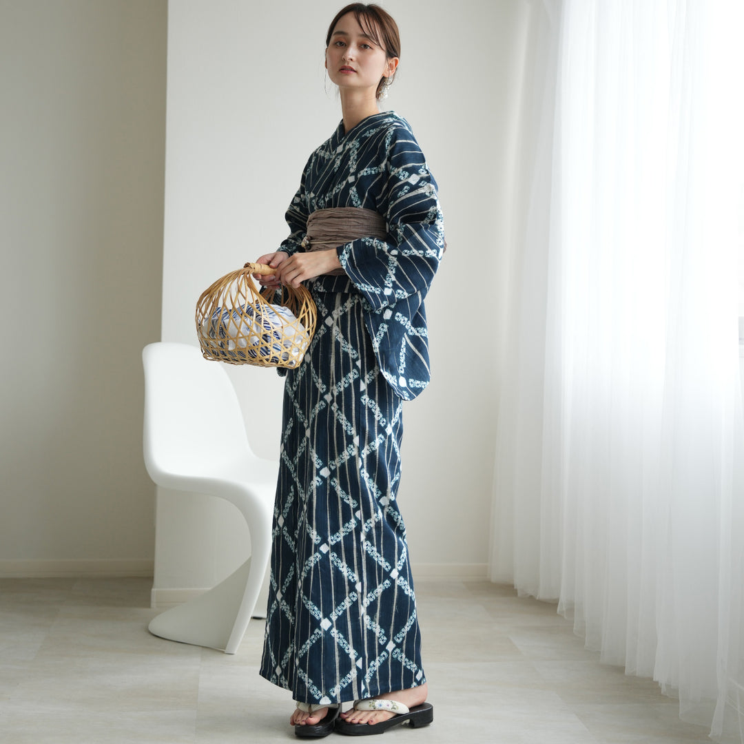 utatane 有松絞り 浴衣3点セット ( ゆかた・帯・下駄 ) 鉄紺の手筋重ね