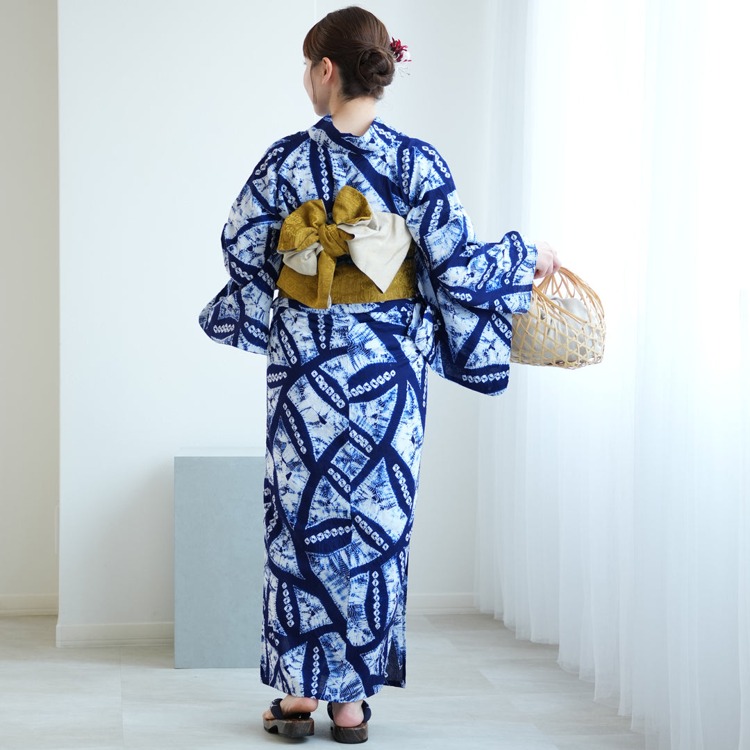 保管品 レトロ 絞り 浴衣 裄約66㎝ 肩山からの身丈約155