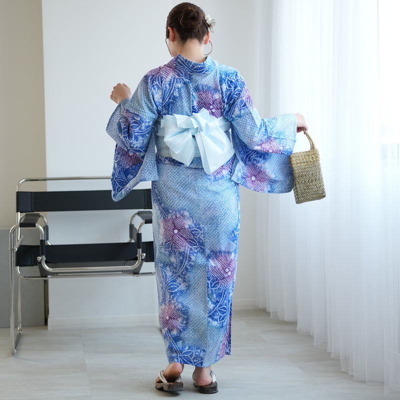 【 utatane 有松絞り 浴衣3点セット ( ゆかた・帯・下駄 ) 涼風に流れる花】フリーサイズ　特選シリーズ 伝統工芸 日本製 国内縫製 手縫い併用  （5010259411）