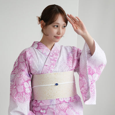 【 utatane 有松絞り 浴衣3点セット ( ゆかた・帯・下駄 ) 香り立つ桜色】フリーサイズ　特選シリーズ 伝統工芸 日本製  紗献上 単衣帯  国内縫製 手縫い併用 （5010259911）