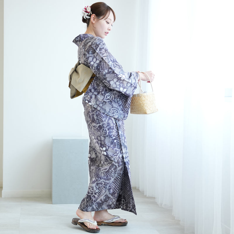 【 utatane 有松絞り 浴衣3点セット ( ゆかた・帯・下駄 ) 錆紫の蔓花】フリーサイズ　特選シリーズ 伝統工芸 日本製 国内縫製 手縫い併用  （5010260311）