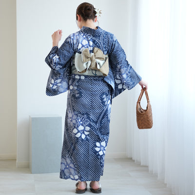 【 utatane 有松絞り 浴衣3点セット ( ゆかた・帯・下駄 ) 鉄紺にひらく花】フリーサイズ　特選シリーズ 伝統工芸 日本製 国内縫製 手縫い併用  （5010260411）