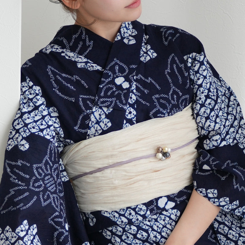 【 utatane 有松絞り 浴衣3点セット ( ゆかた・帯・下駄 ) 鬼灯】フリーサイズ　特選シリーズ 伝統工芸 日本製  紗献上 単衣帯  国内縫製 手縫い併用 （5010260711）