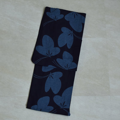 【utatane × 注染工房 浴衣3点セット（ゆかた・帯・下駄）赤坂紬　青藍に紋白蝶】フリーサイズ  日本製 小幅生地使用 特選シリーズ 注染 本染め  手縫い併用国内縫製 奈良の職人さんの手染め （5010262911）