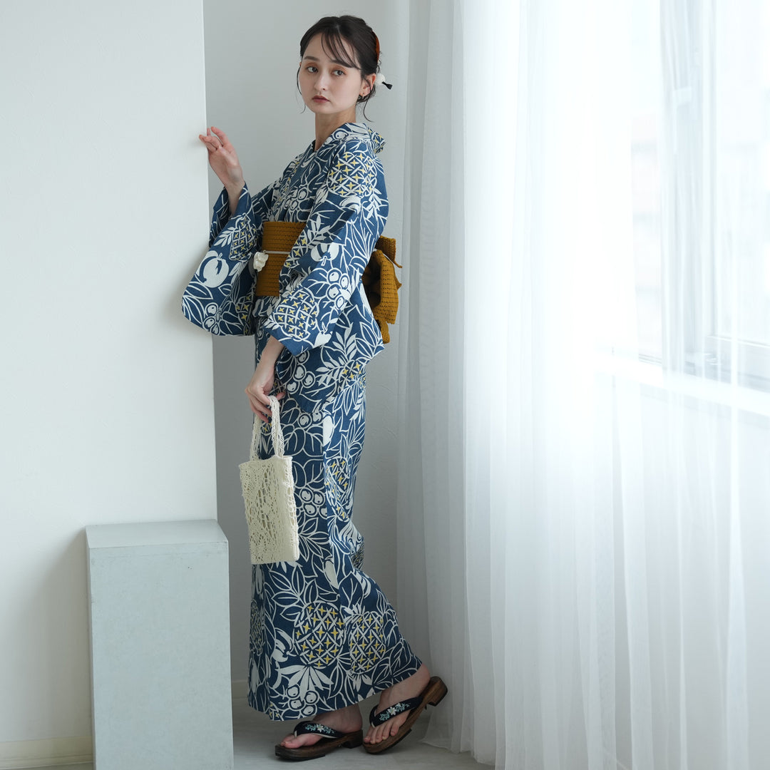 utatane×注染工房 浴衣3点セット（浴衣・帯・下駄）赤坂紬 青藍に南国
