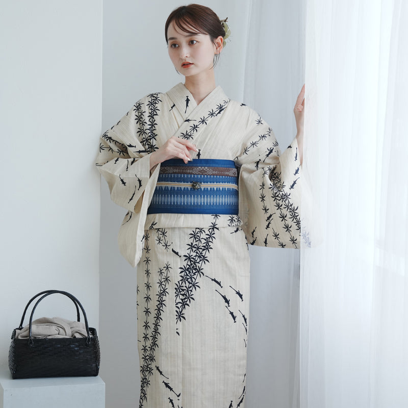 【utatane × 注染工房 浴衣3点セット（ゆかた・帯・下駄）先染めベージュに黒の水草めだか】フリーサイズ  日本製 小幅生地使用 特選シリーズ 注染 本染め  手縫い併用国内縫製 奈良の職人さんの手染め （5010264711）