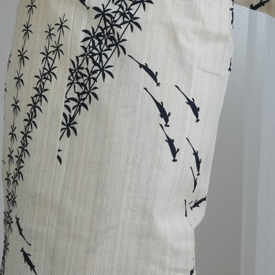 【utatane × 注染工房 浴衣3点セット（ゆかた・帯・下駄）先染めベージュに黒の水草めだか】フリーサイズ  日本製 小幅生地使用 特選シリーズ 注染 本染め  手縫い併用国内縫製 奈良の職人さんの手染め （5010264711）