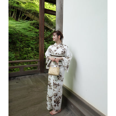 【utatane×Acka.  浴衣3点セット ( ゆかた・帯・下駄 ) 山茶花 white（lame）】Acka. (@acka_official)オリジナル 限定 コラボ  フリーサイズ 国産生地 国内染色　（5010266211）