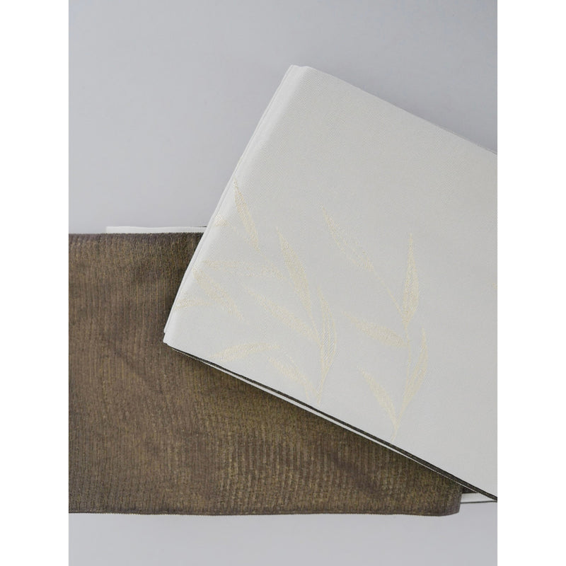 【utatane×Acka.  浴衣3点セット ( ゆかた・帯・下駄 ) 山茶花 white（lame）】Acka. (@acka_official)オリジナル 限定 コラボ  フリーサイズ 国産生地 国内染色　（5010266211）