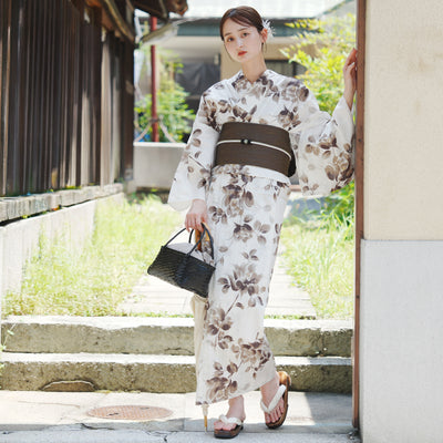 【utatane×Acka.  浴衣3点セット ( ゆかた・帯・下駄 ) 山茶花 white（lame）】Acka. (@acka_official)オリジナル 限定 コラボ  フリーサイズ 国産生地 国内染色　（5010266211）