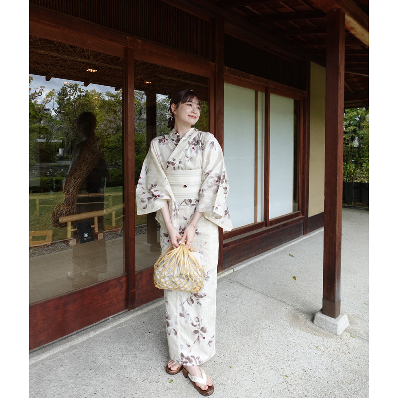 【utatane×Acka.  浴衣3点セット ( ゆかた・帯・下駄 ) 山茶花 beige】Acka. (@acka_official)オリジナル 限定 コラボ  フリーサイズ 国産生地 国内染色　（5010266411）